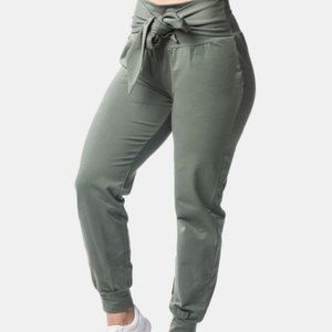 Namastetics Jete Jogger
